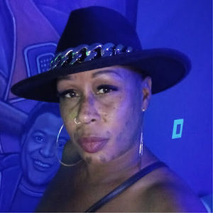 Meet your Posher, Traysee luminousbutterfly